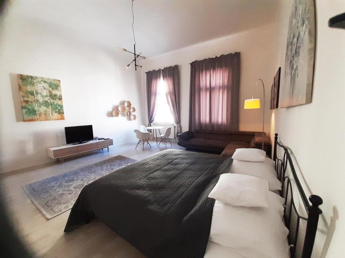 Entrez Apartment 3 - Historical Centre Košice Εξωτερικό φωτογραφία